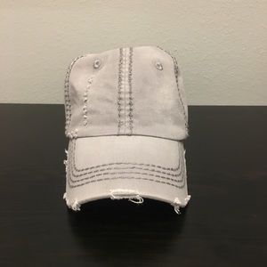 GREY BOUTIQUE HAT